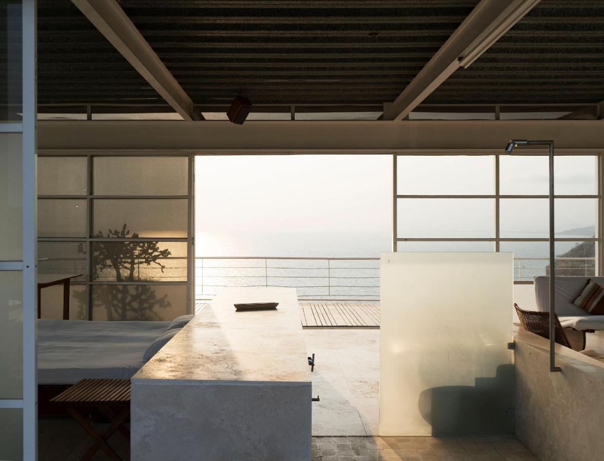 Casas Del Acantilado - *