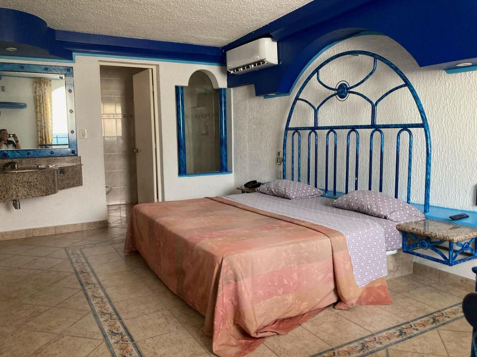Oasis Hotel Acapulco
