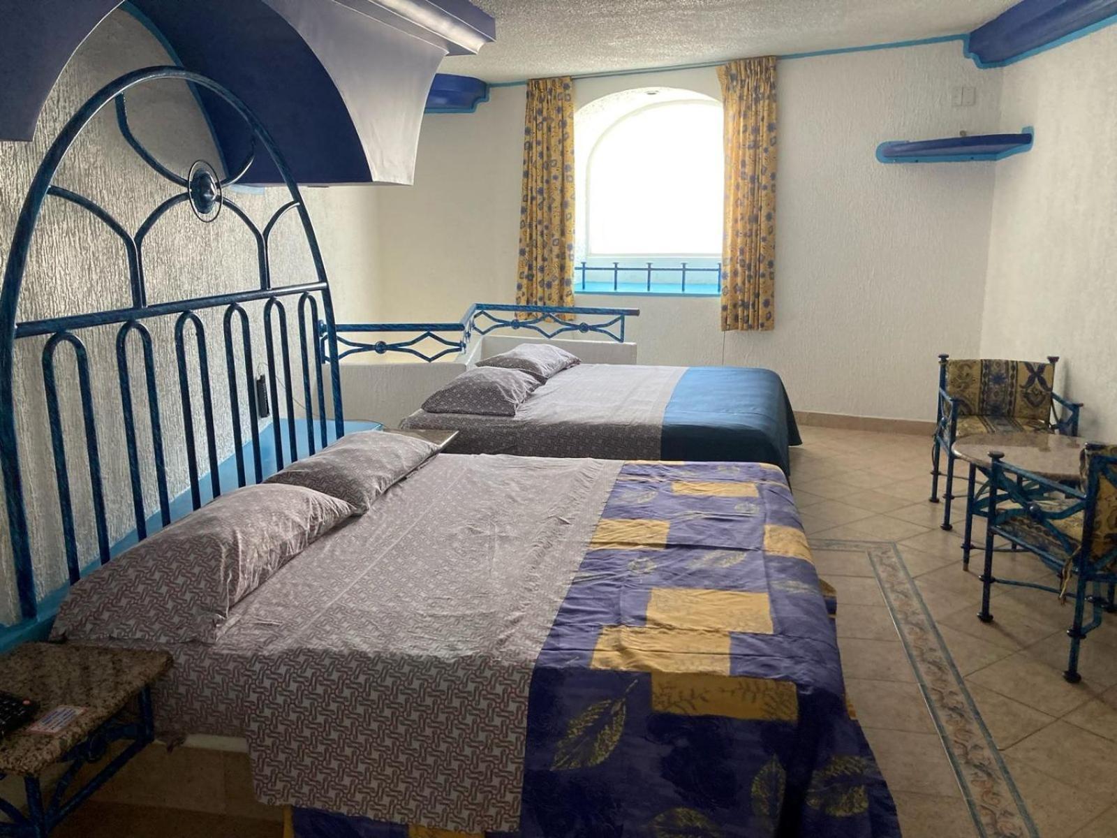 Oasis Hotel
