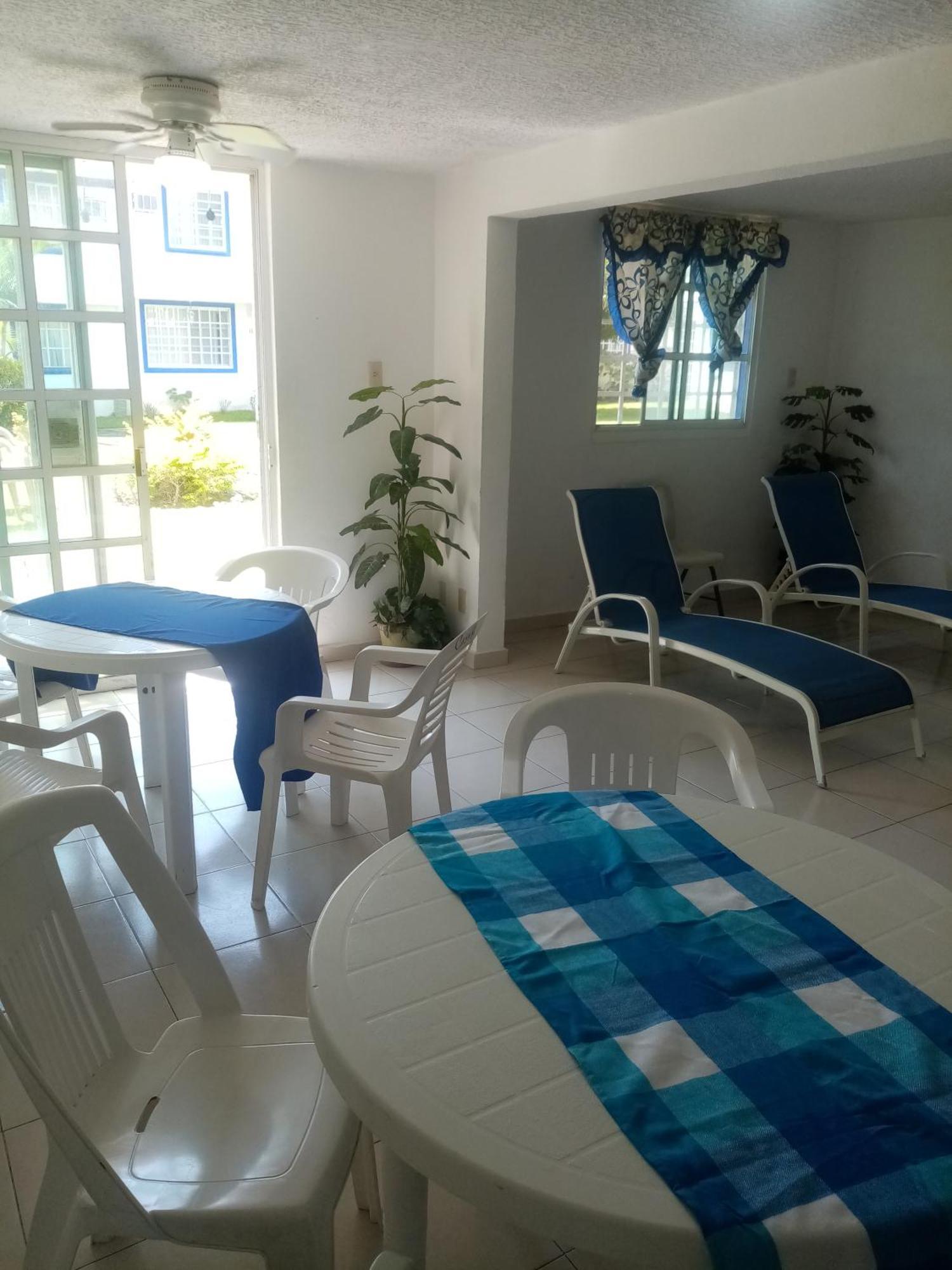 Casa En La Zona De Diamante Holiday home