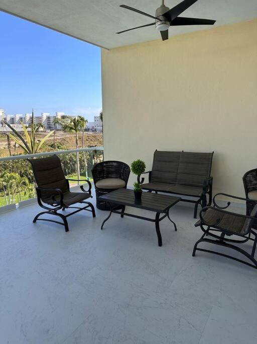 Amplio Ph Con Club De Playa Privado Apartment *