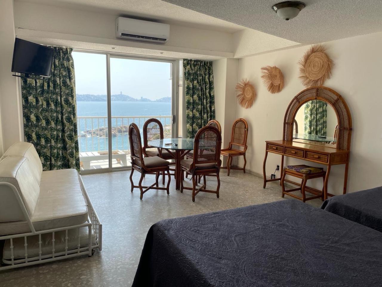 Hermosa En Acapulco