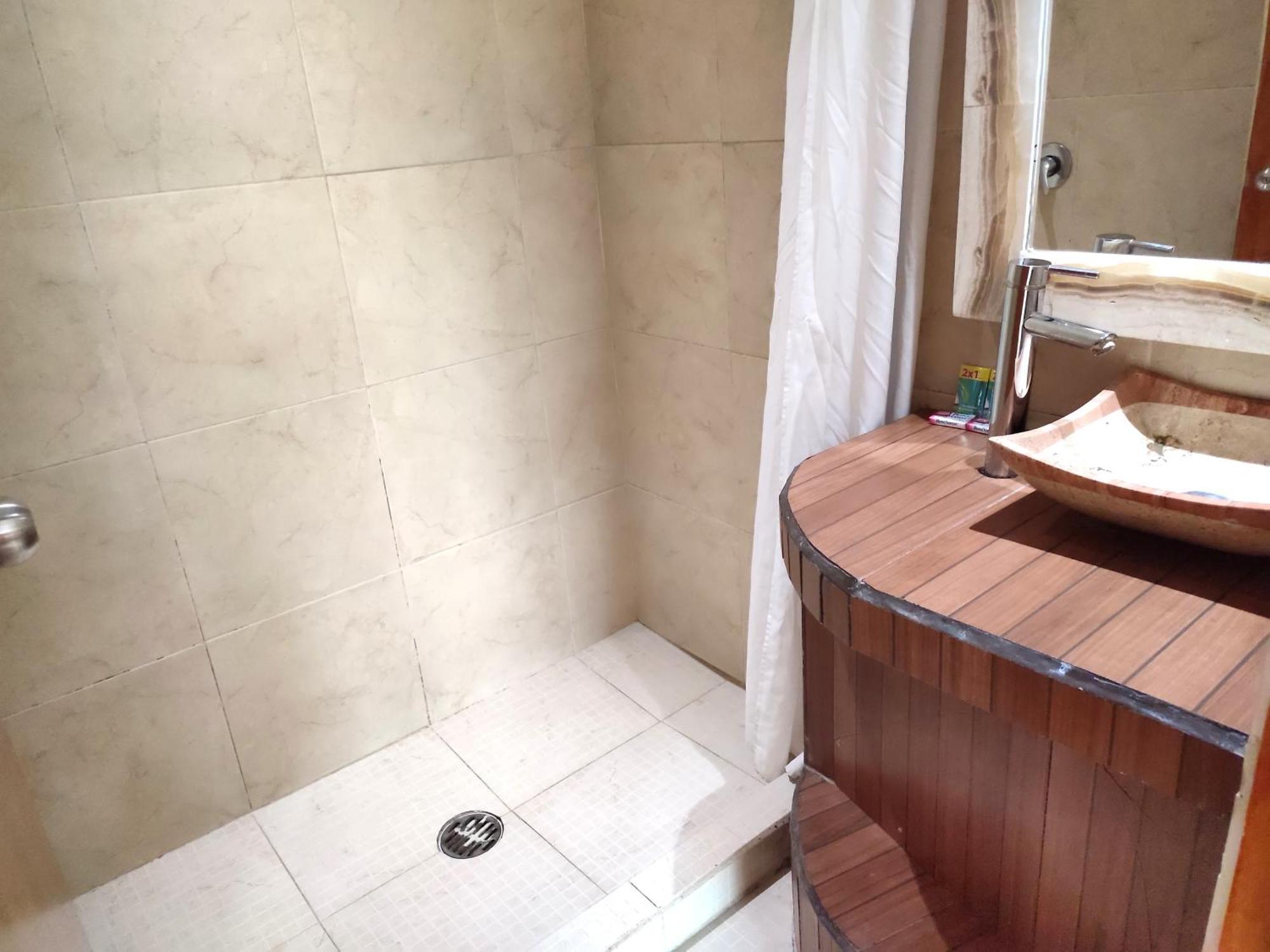 Economy hotel Ashly Boulevard Acapulco