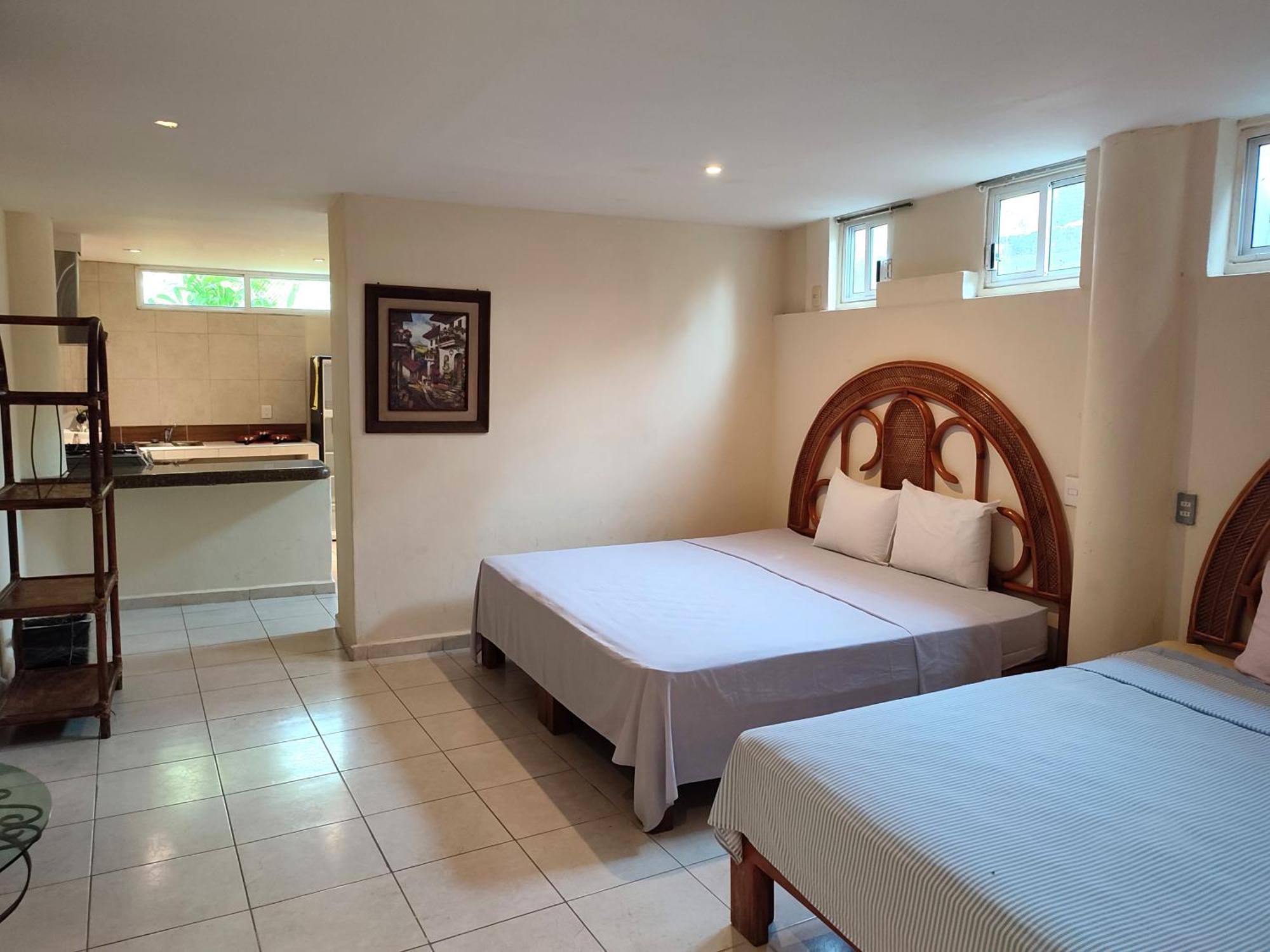 Ashly Boulevard Economy hotel *