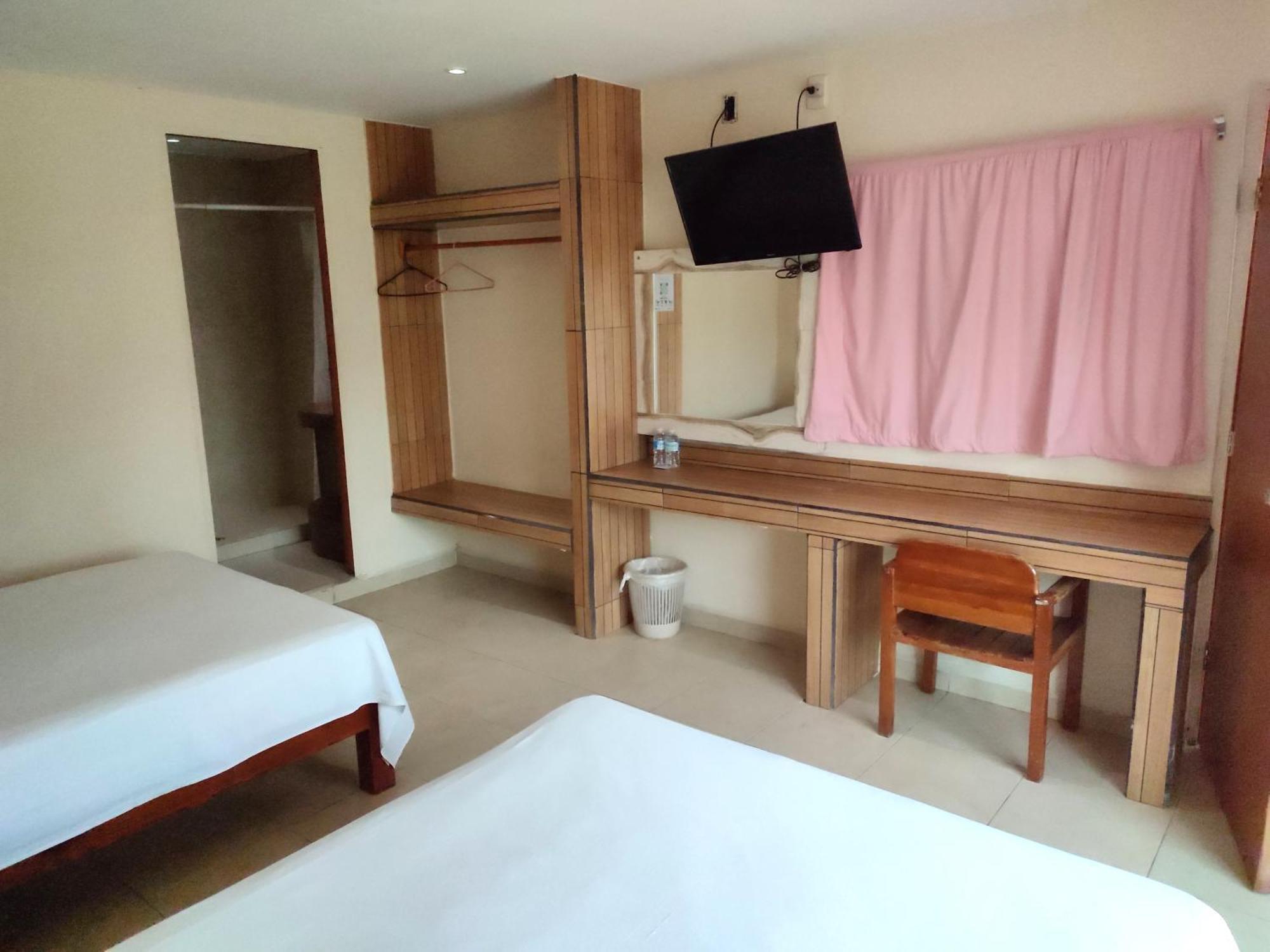 Economy hotel Ashly Boulevard *