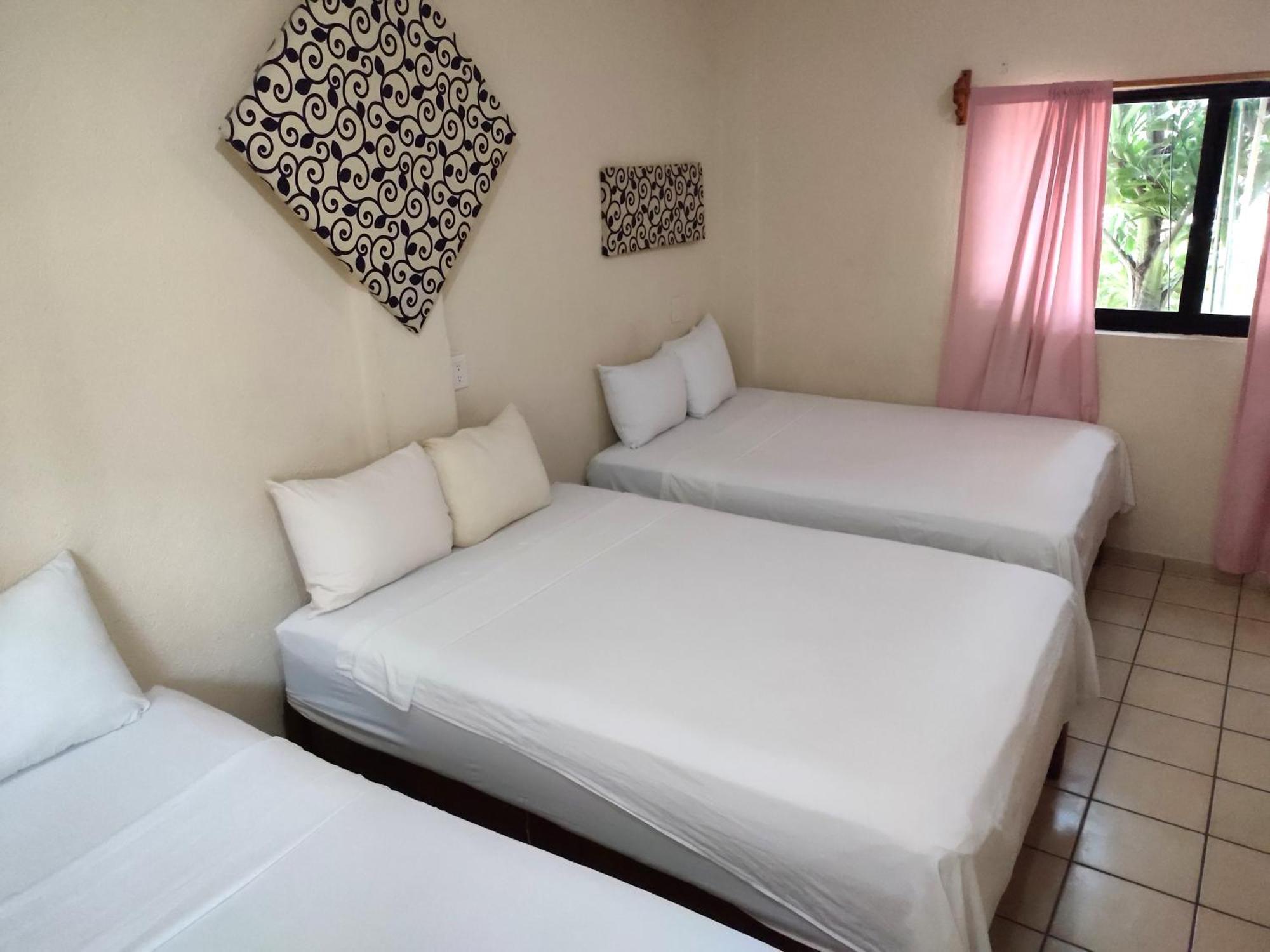 Economy hotel Ashly Boulevard Acapulco