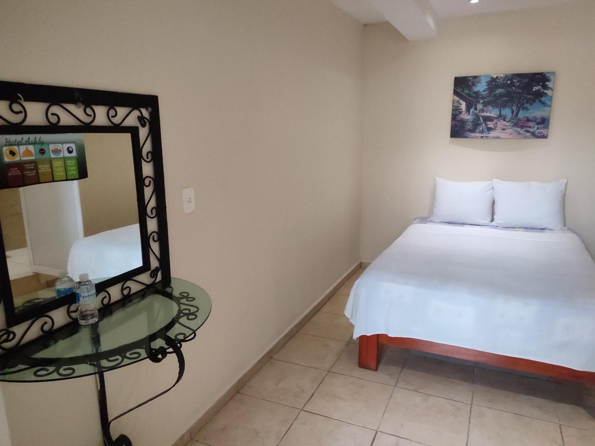 Ashly Boulevard Economy hotel *