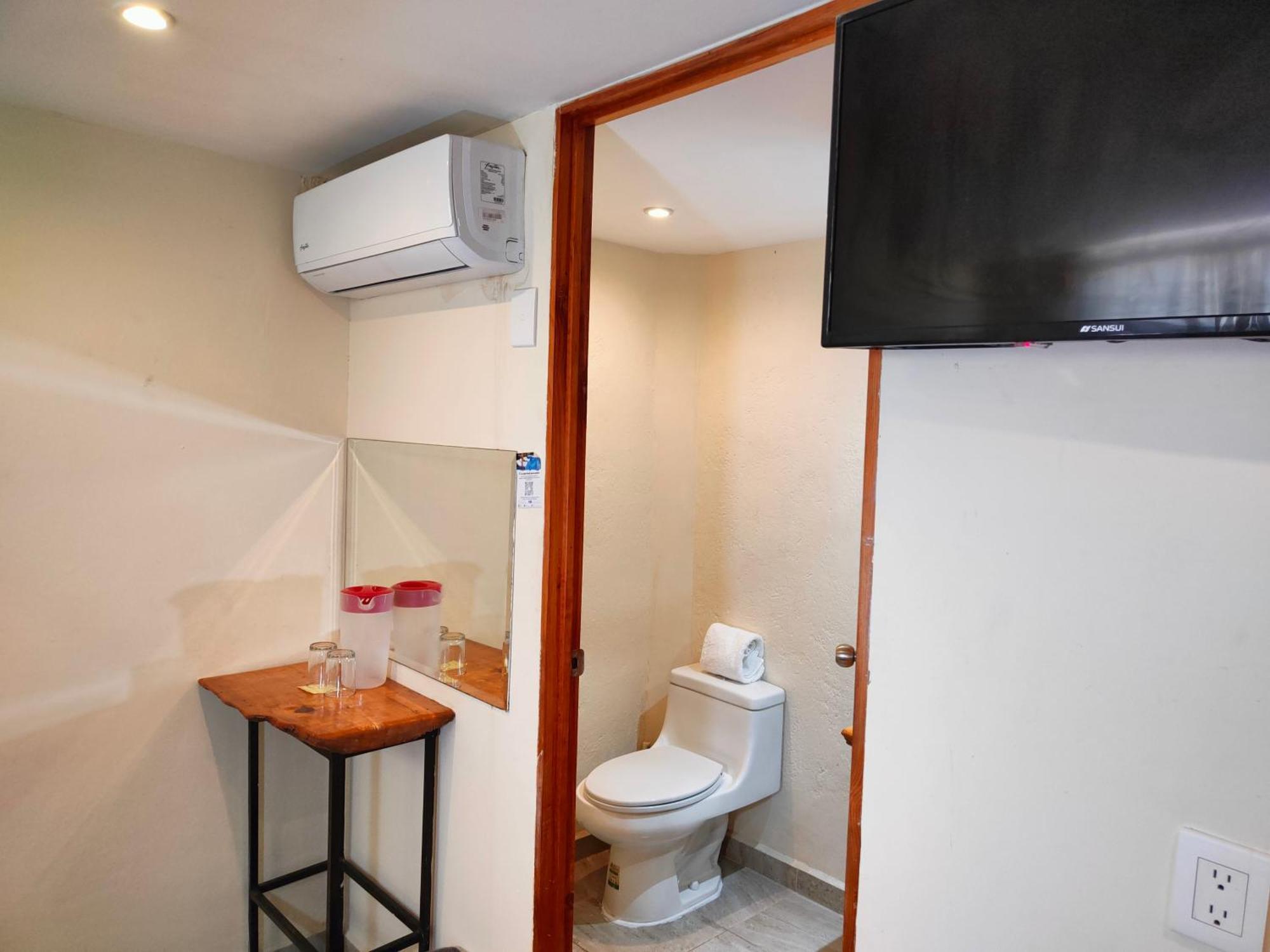 Ashly Loma Larga Hotel