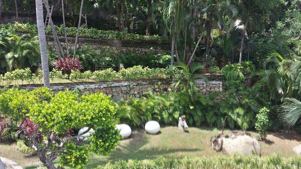 Villa Palmitas Acogedor Departamento Nivel Piscina Gigante Jardines * Acapulco