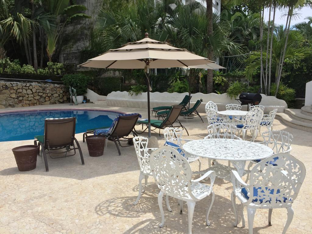 Villa Palmitas Acogedor Departamento Nivel Piscina Gigante Jardines *