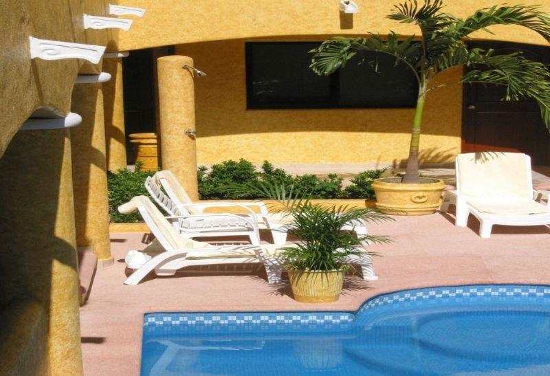 Hotel La Lupita 3*