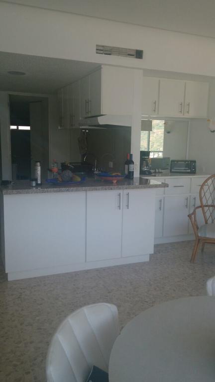 Condominio Torre Blanca Apartamento *