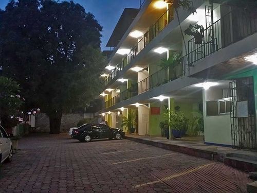 Avenida Hotel 2*