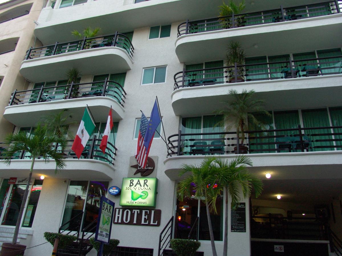 & Sol Y Luna Hotel