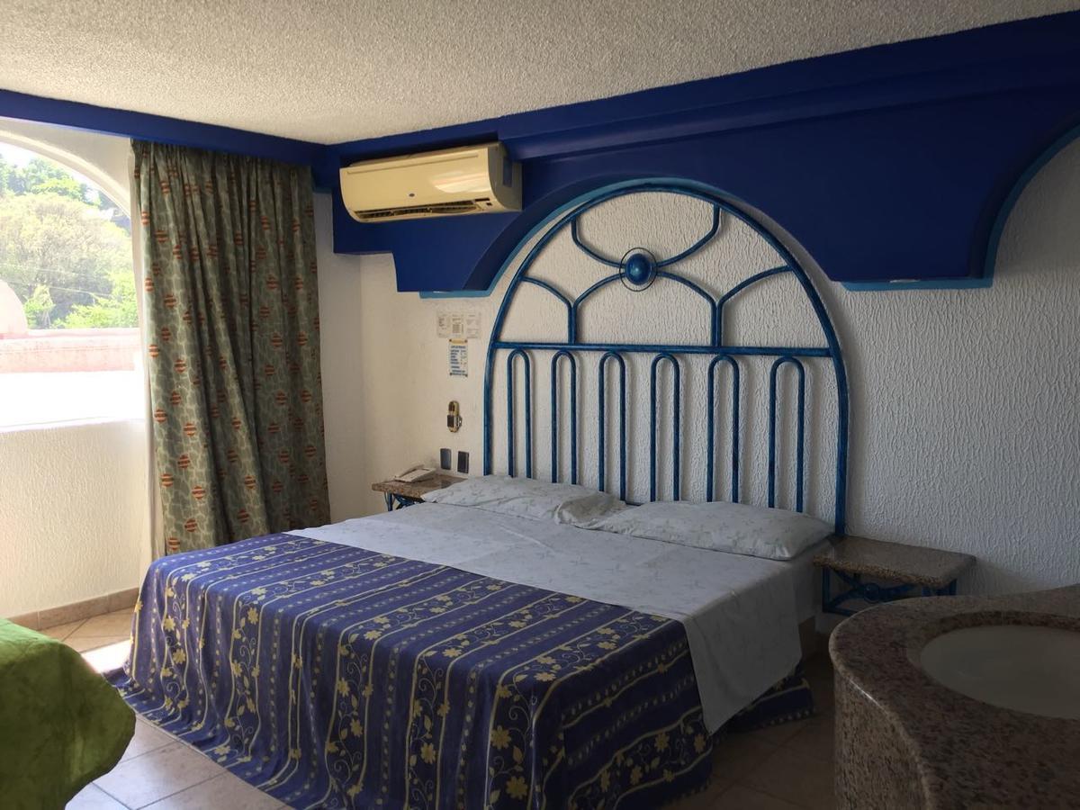 Hotel Oasis