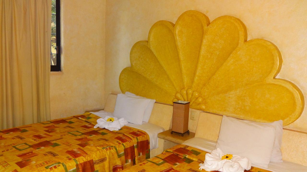 La Lupita 3*