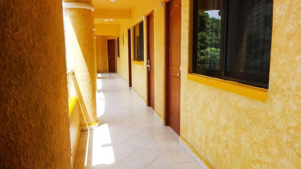 La Lupita Hotel 3*