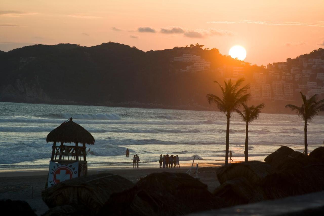 Hotel Costera De Las Palmas 1121 Playa Diamante Acapulco
