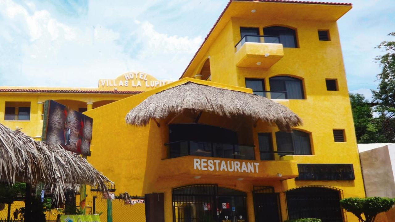 La Lupita 3*