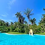 Depto En La Playa Con Toboganes, Juegos Y Restaurantes