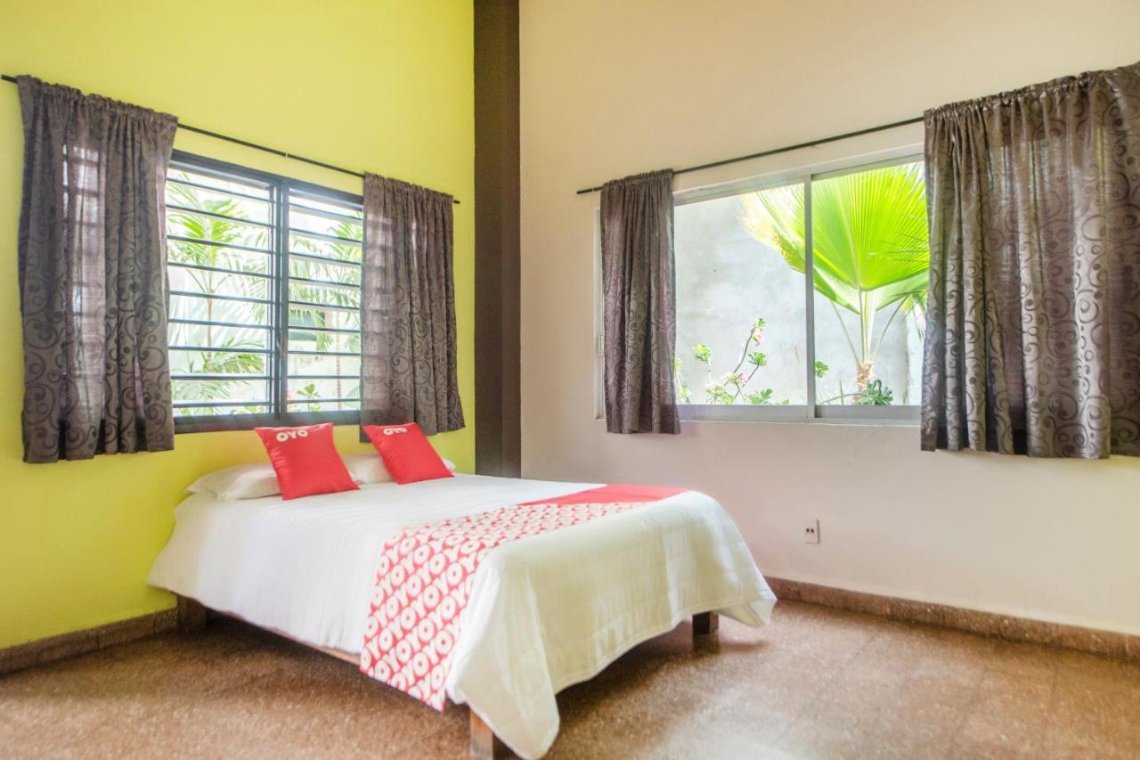 Hotel Oyo Hotel Colimense 2*