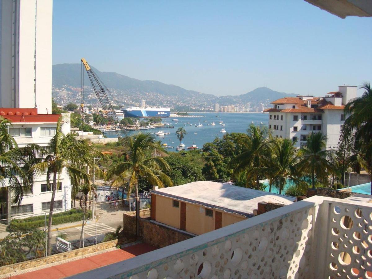 Santa Clara * Acapulco