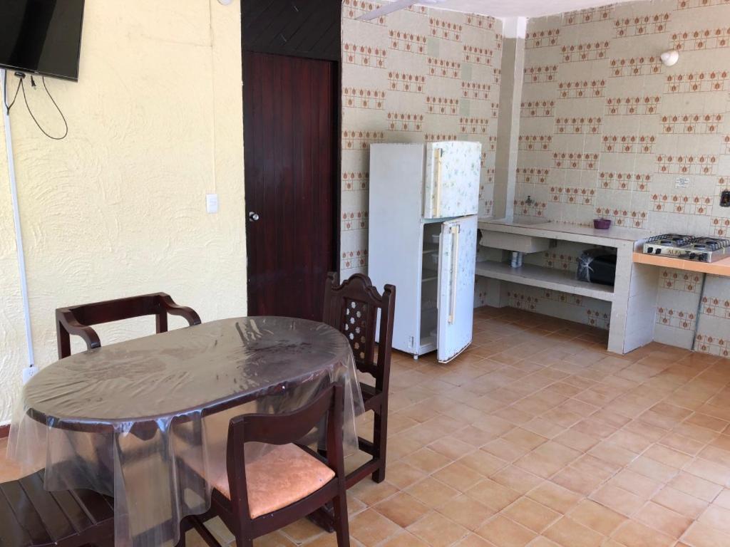 Bungalows Los Milagros Apartamento *