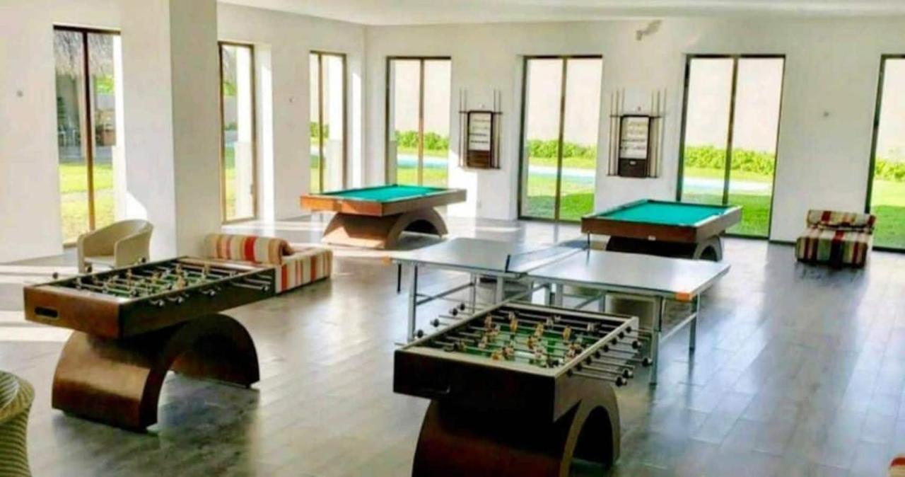 La Isla Residences Grand Cayman Apartment Acapulco