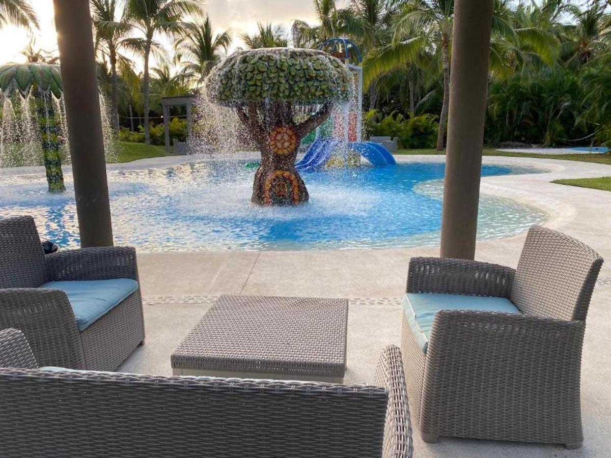 La Isla Residences Grand Cayman *