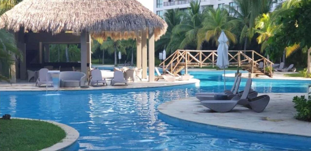 La Isla Residences Grand Cayman * Acapulco
