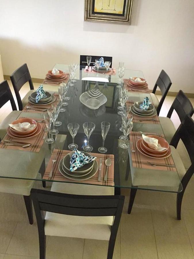 La Isla Residences Grand Cayman Apartment