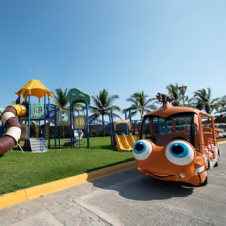 La Isla Residences Grand Cayman *