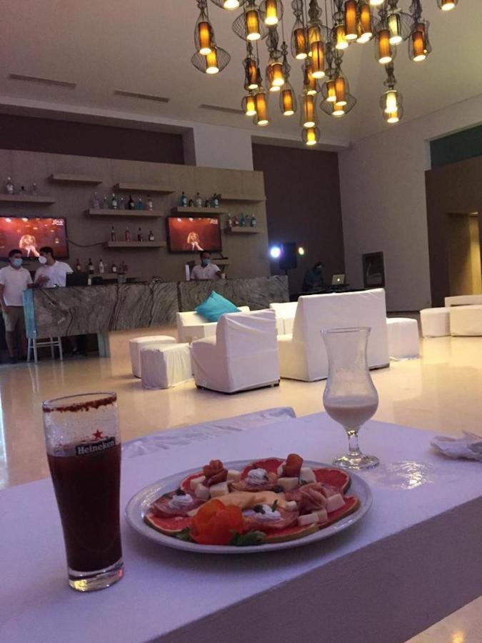 Apartment La Isla Residences Grand Cayman Acapulco