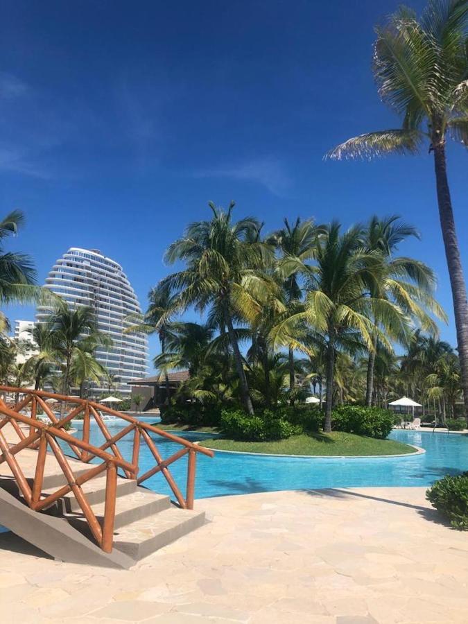 La Isla Residences Grand Cayman Apartment Acapulco