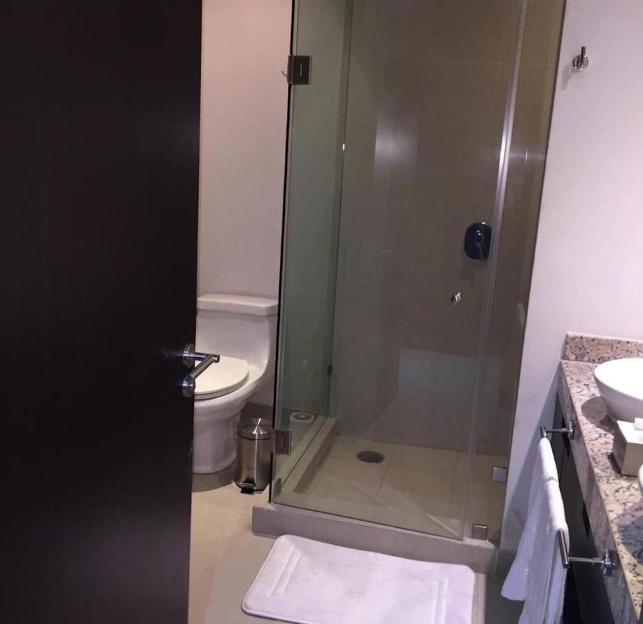 Apartment La Isla Residences Grand Cayman