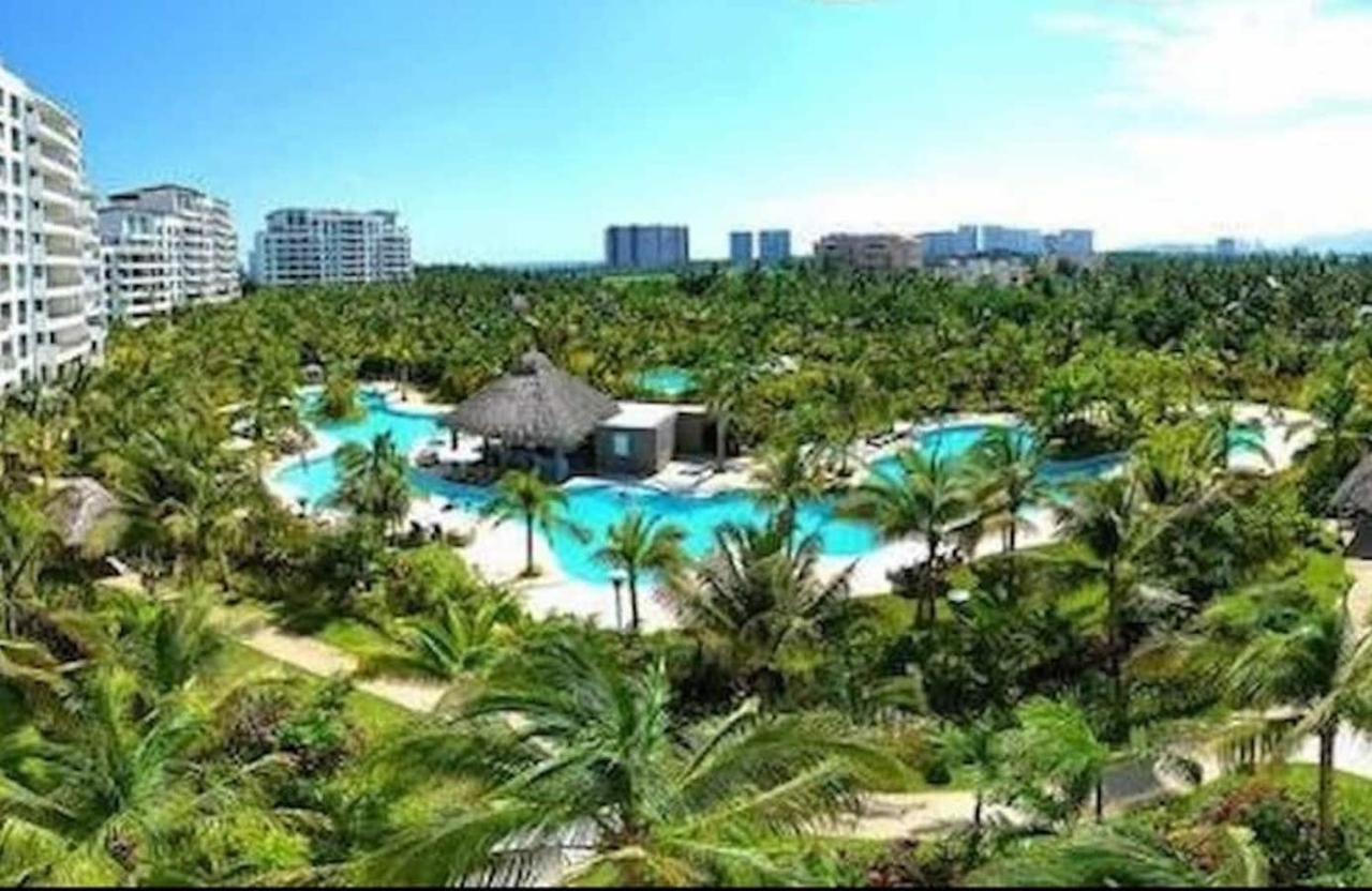 La Isla Residences Grand Cayman *