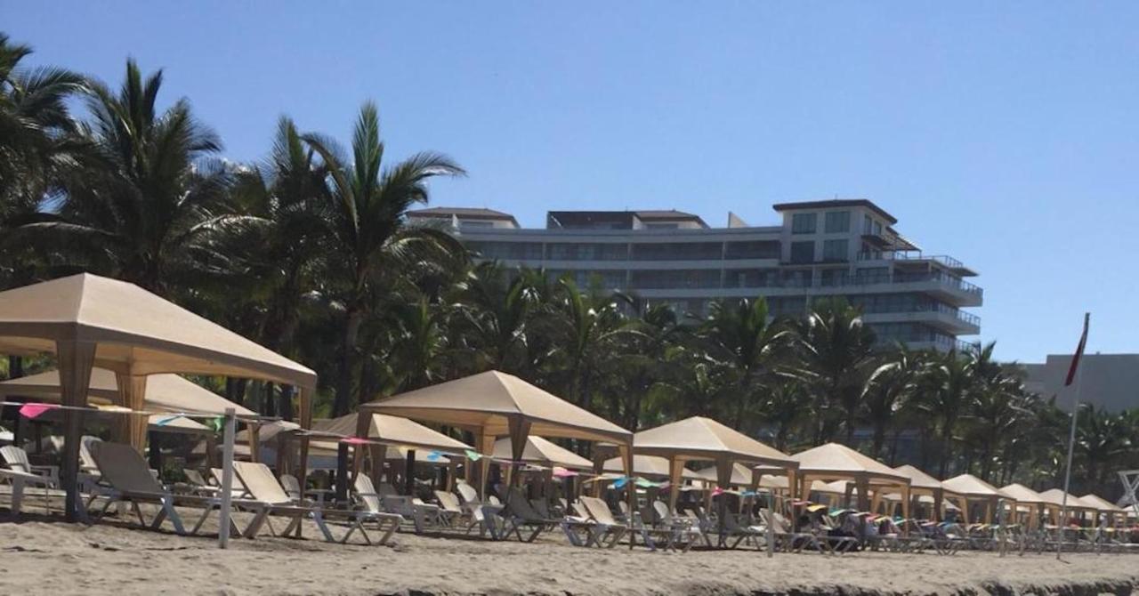 Apartment La Isla Residences Grand Cayman Acapulco