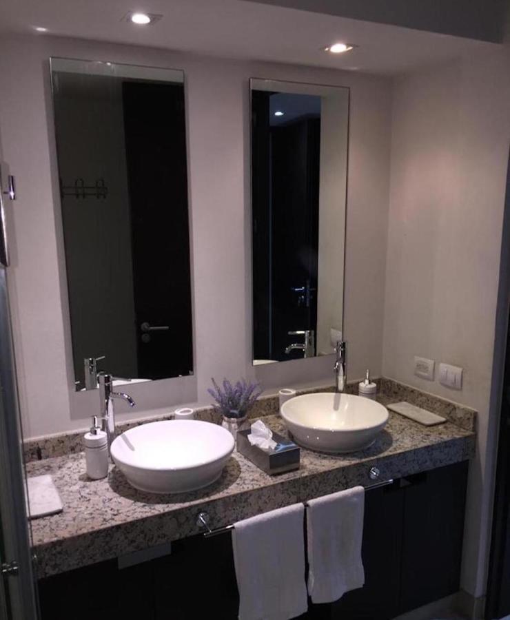 Apartment La Isla Residences Grand Cayman *