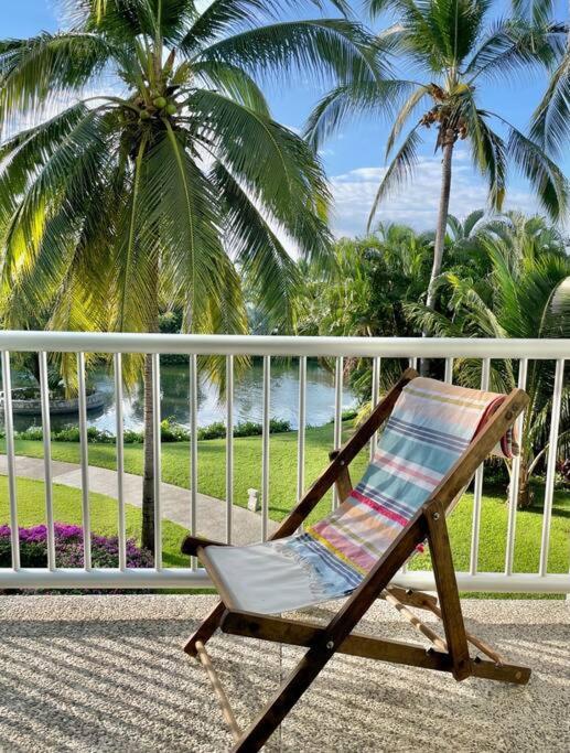 Vista Al Con Balcon En Mayan Lakes