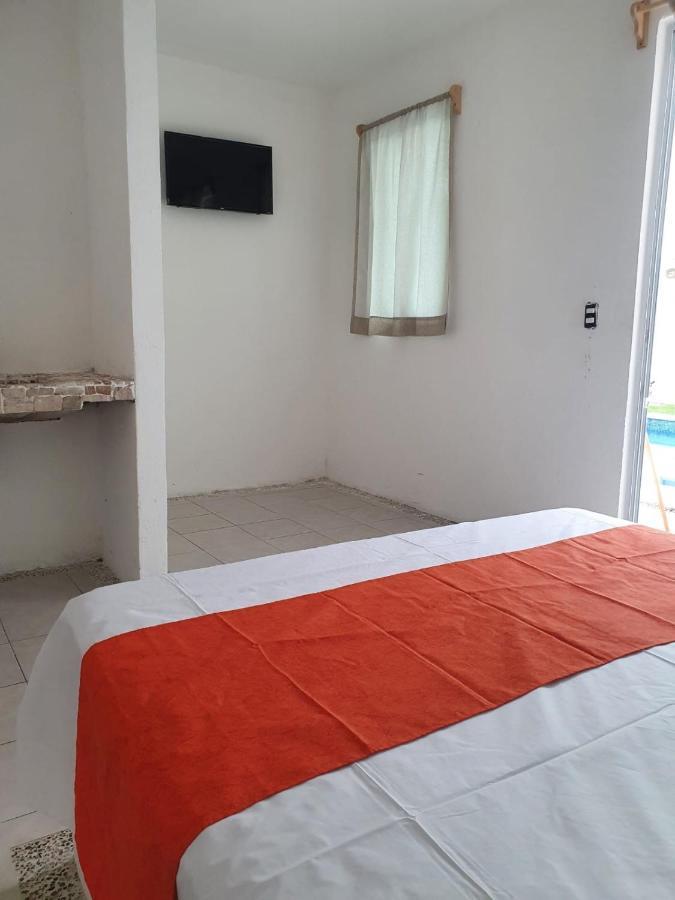 Riviera Bonfil Hotel *