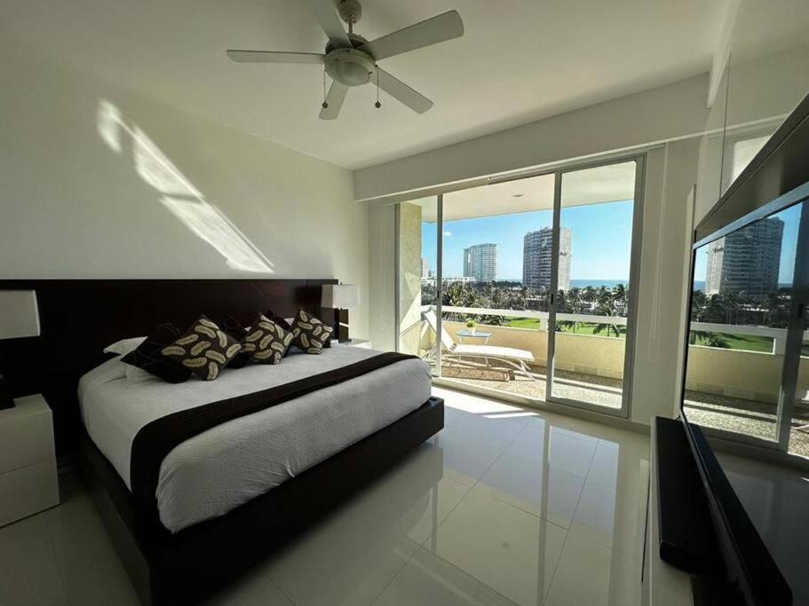 Labna Diamante Depto. 701 Apartment