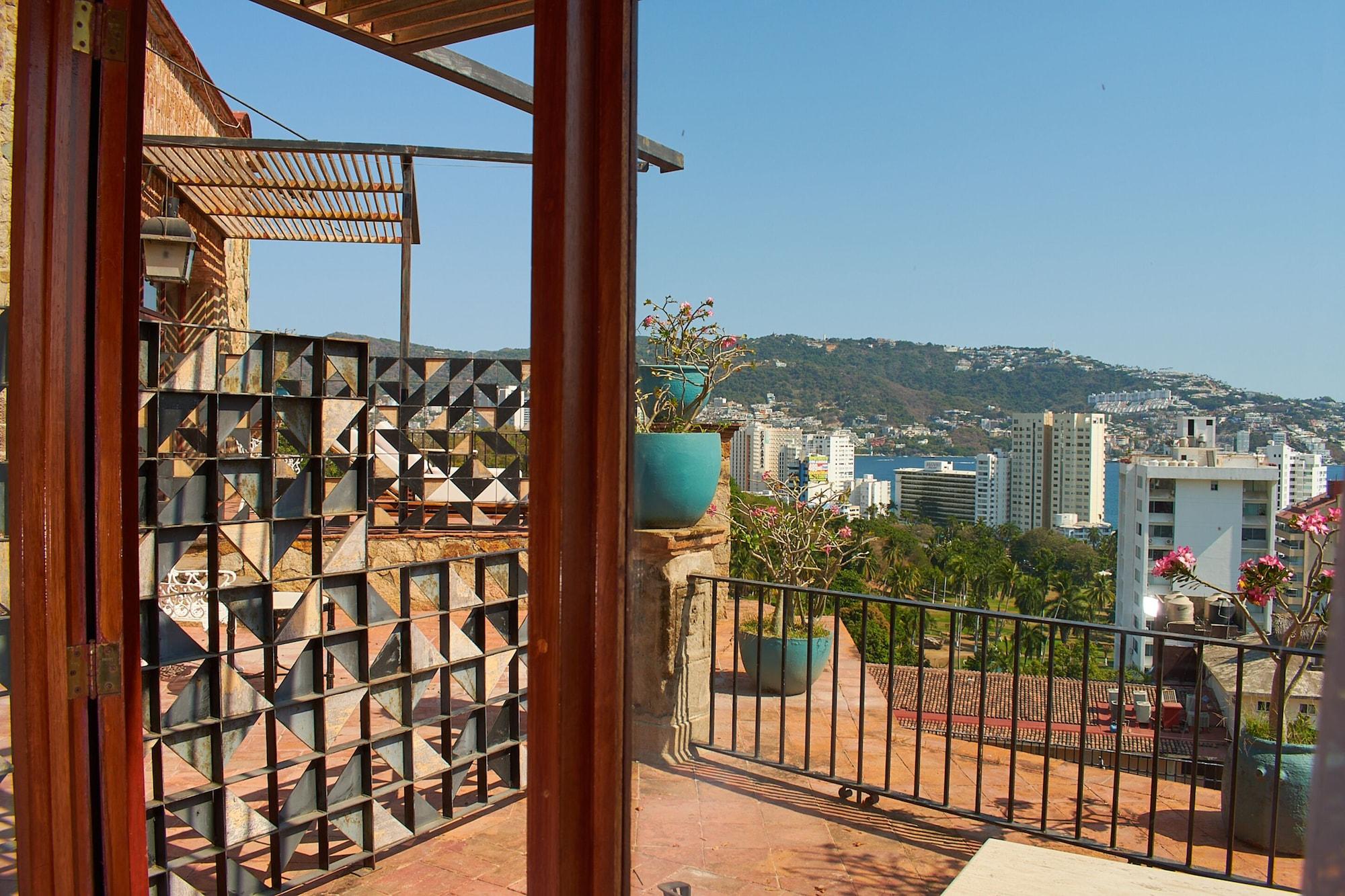 Pensión Casa Lisa Acapulco