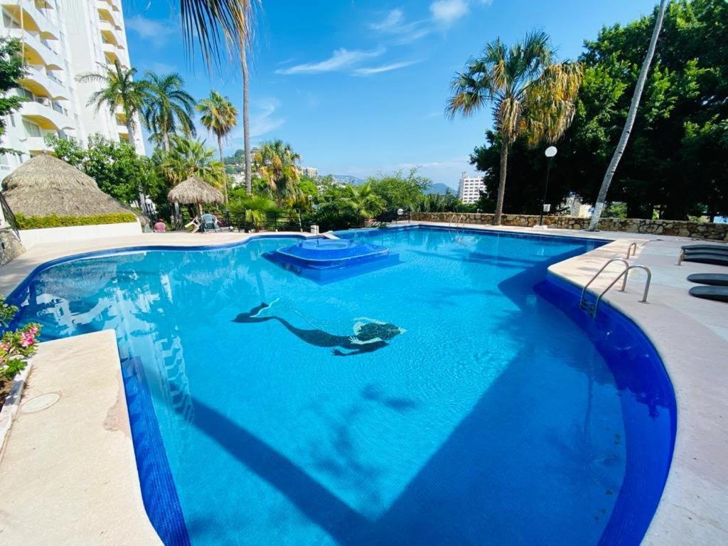 Torres Gemelas De Caleta/ Twin Towers Apartamento