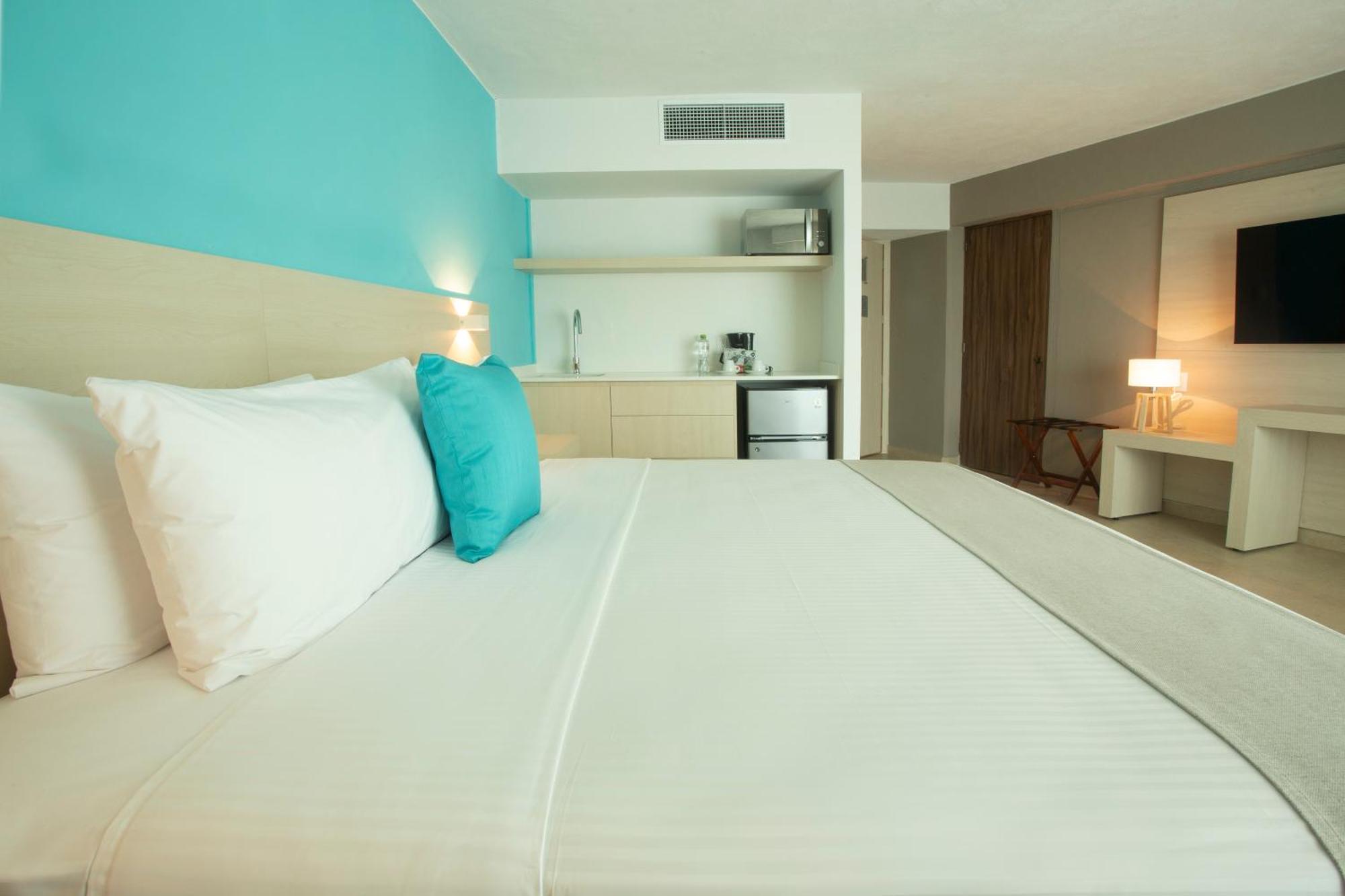Resort Amares Acapulco