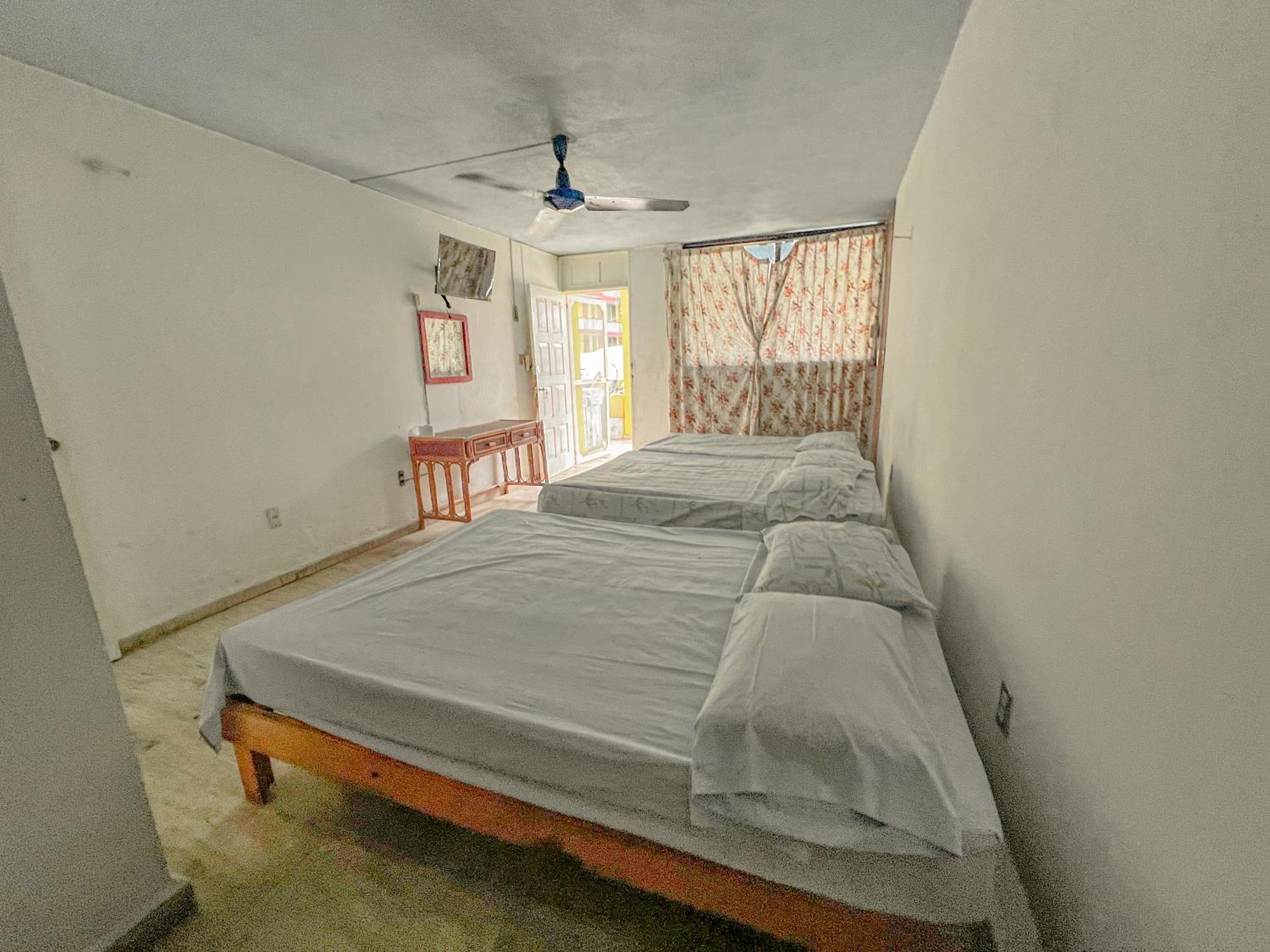 Casa De Huespedes Walton 3*