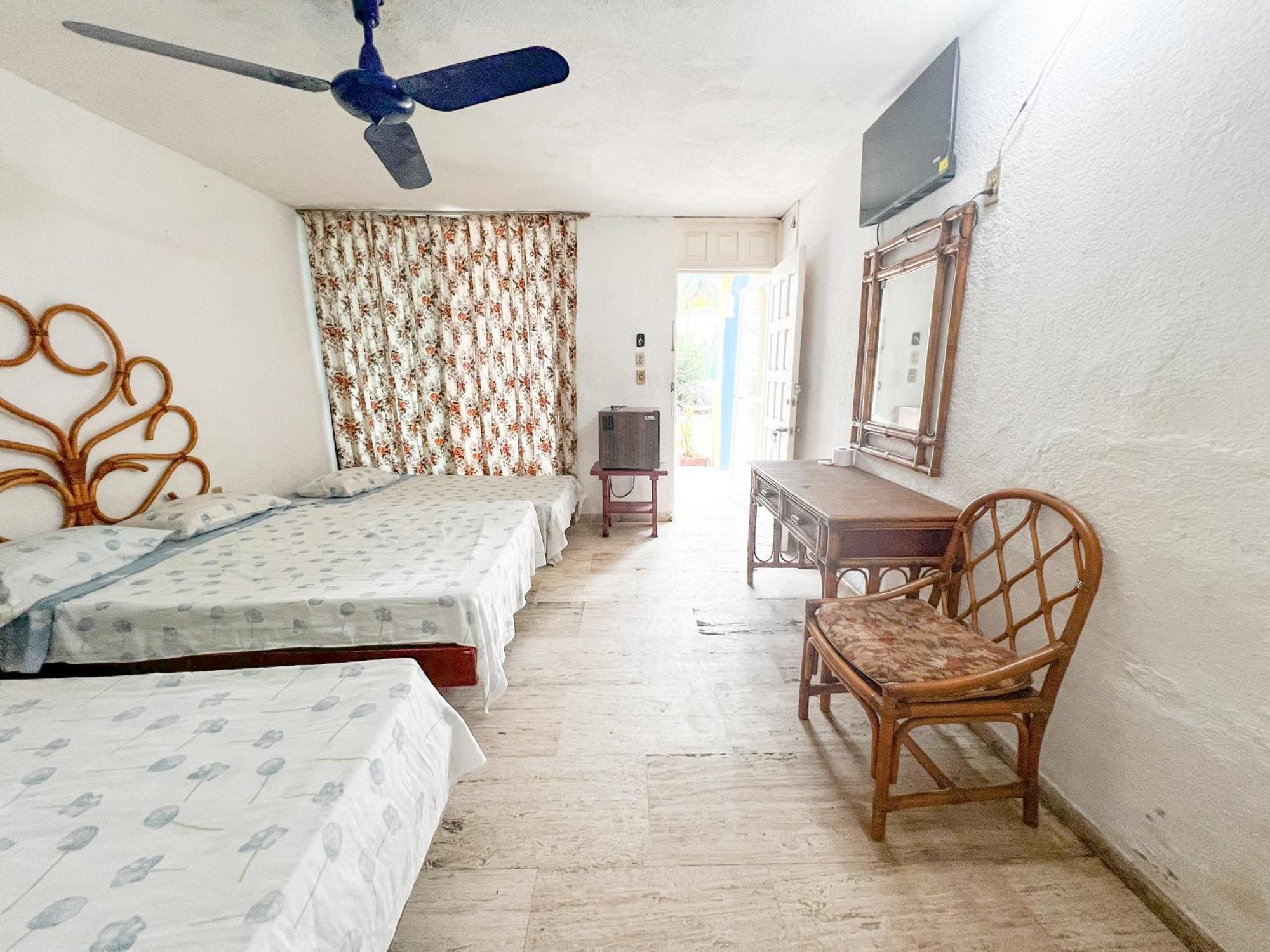 Casa De Huespedes Walton Acapulco