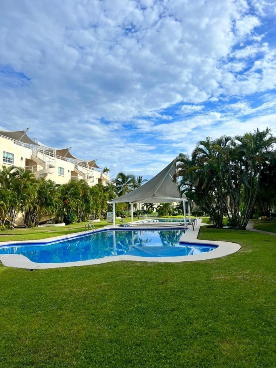 Departamento Frente A Playa Bonfil * Acapulco
