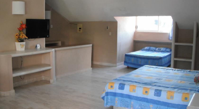 Hotel Canaima 2*