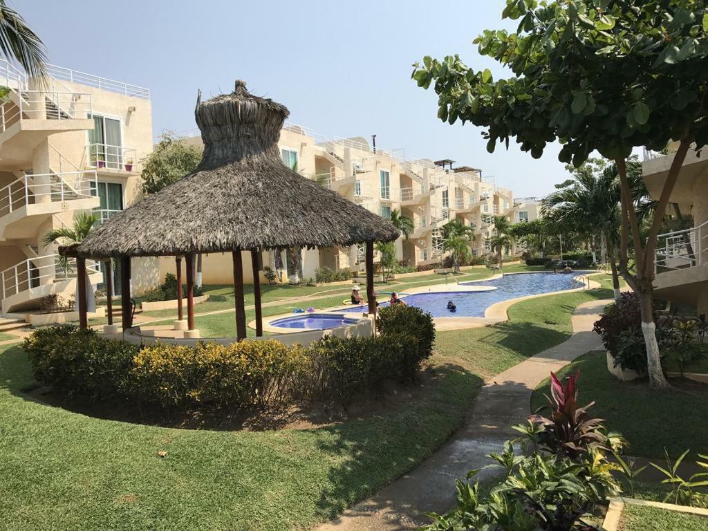 Marina Diamante Apartment Acapulco
