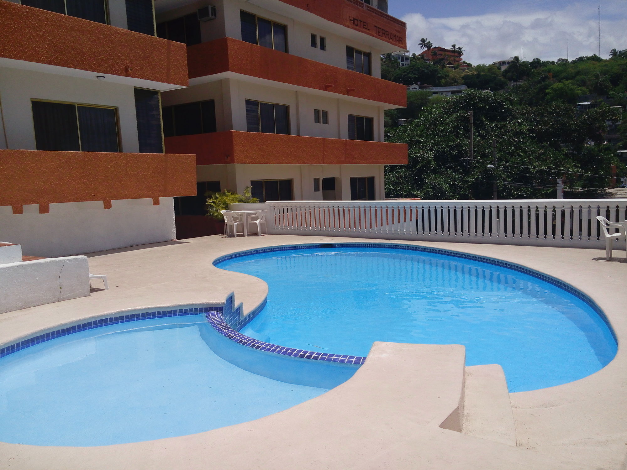 Terramar Hotel 2*